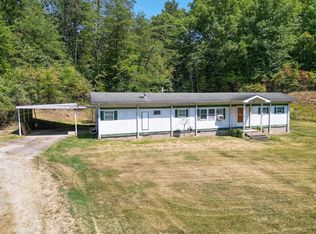 6638 McClellan Hwy, West Hamlin, WV 25571