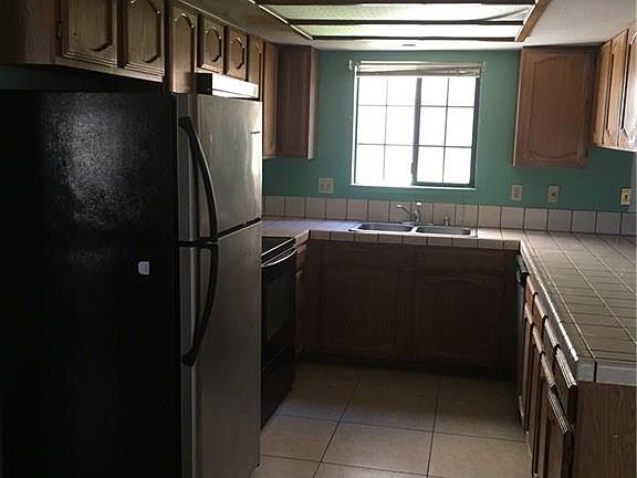 3rd image of 4320 Sanderling Cir Unit 91