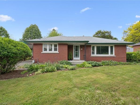 4 Campion Ave, Guelph, ON N1H 5L3