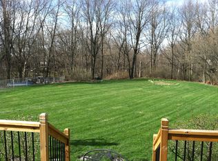 1715 W Grandridge Dr, Dunlap, IL 61525