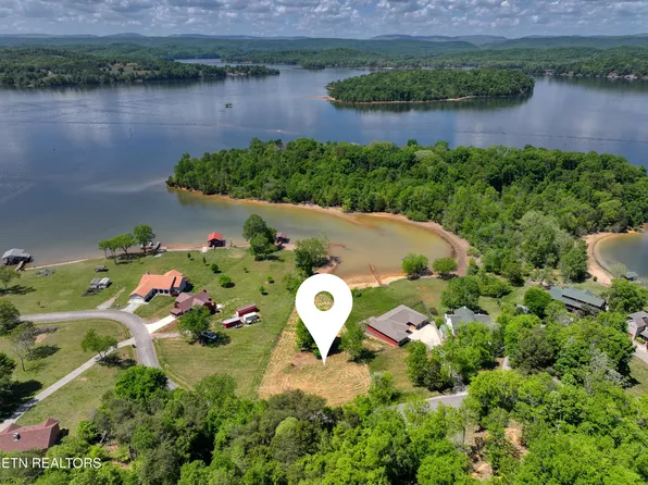 160 Cherokee Cir, Ten Mile, TN 37880