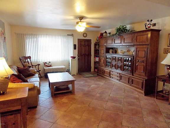 4th image of 3820 W Sunny Hills Pl