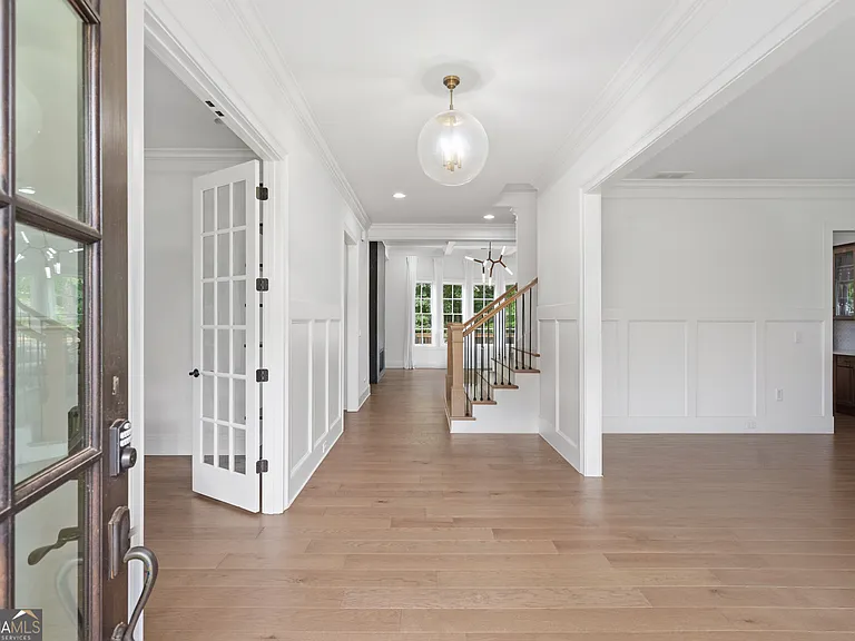 2045 Kent Ct — Photo 43