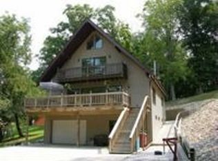 1610 N Jones Hollow Rd, Peoria, IL 61604