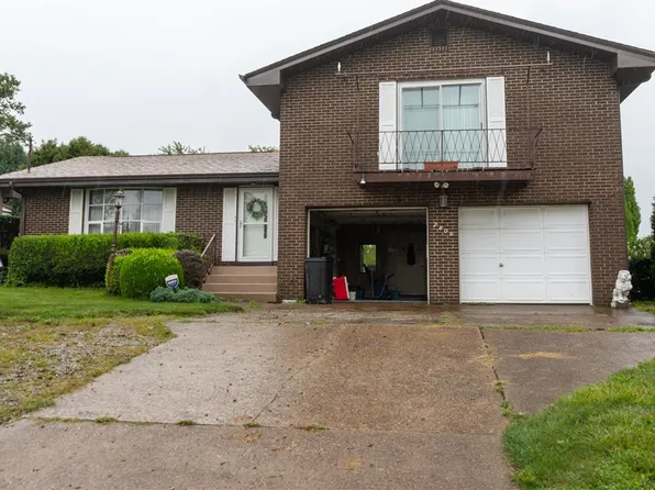 2406 Old Elizabeth Rd, West Mifflin, PA 15122