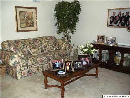 5th image of 903A Stratford Ct