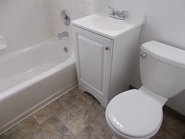 1409 Owego Ave #AVENUE6 — Photo 16
