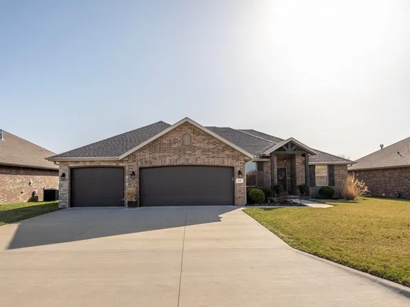 638 N Eagle Park Circle, Nixa, MO 65714
