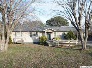 19258 E Limestone Rd, Toney, AL 35773