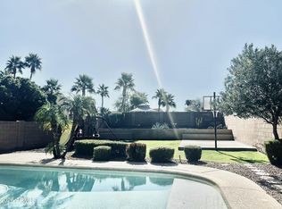 729 E Glenhaven Dr, Phoenix, AZ 85048