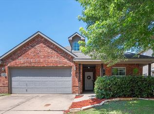 12132 Bellegrove Rd, Burleson, TX 76028