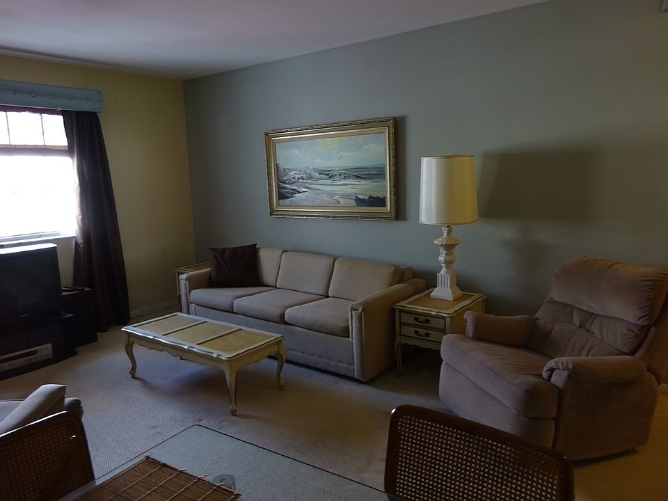 1st image of 1801 NE 62nd St APT 230