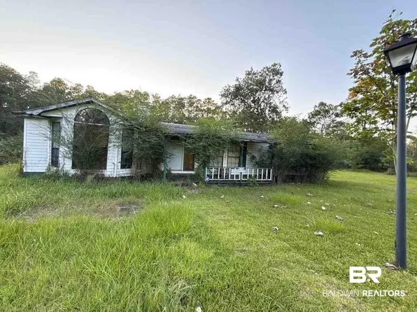 25950 Pinecrest Cir, Robertsdale, AL 36567