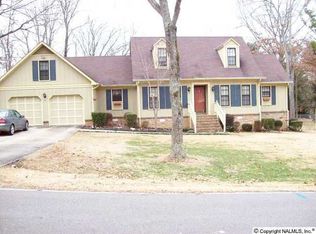 262 Quailwood Ln SE, Decatur, AL 35603