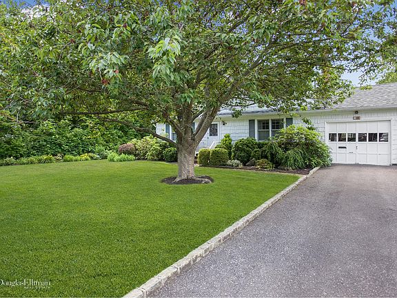 4th image of 130 Avery Ave
