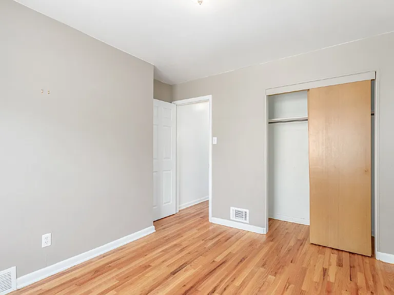 1385 S Grant St — Photo 19