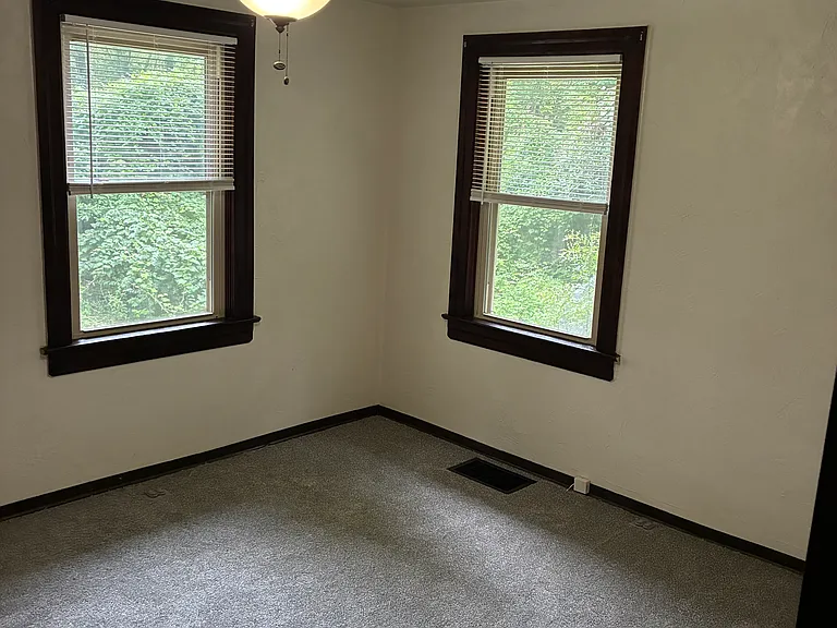 12 Shawn Dr #12 — Photo 9