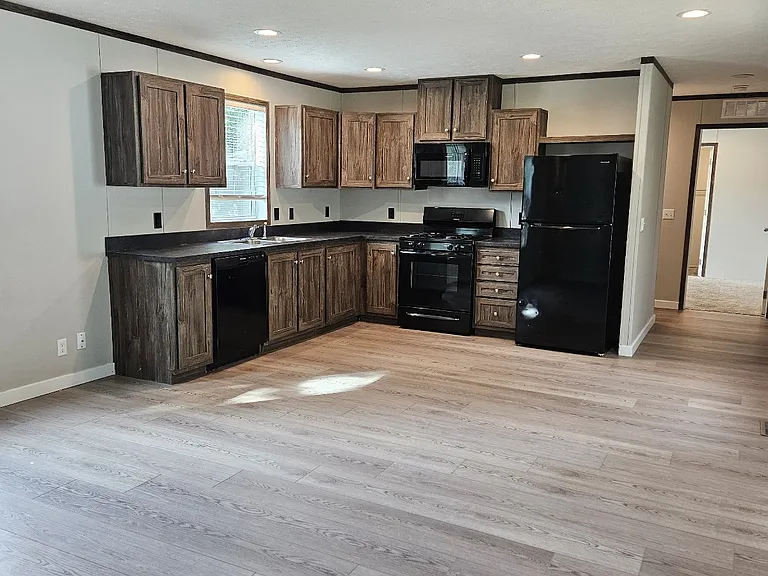 Marion Community — Photo 26