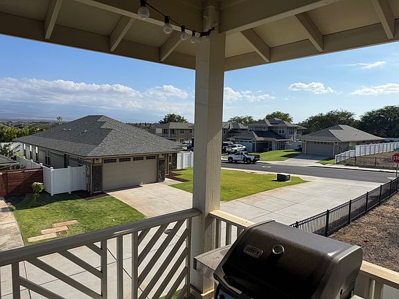 4th image of 181 Kuena Ln