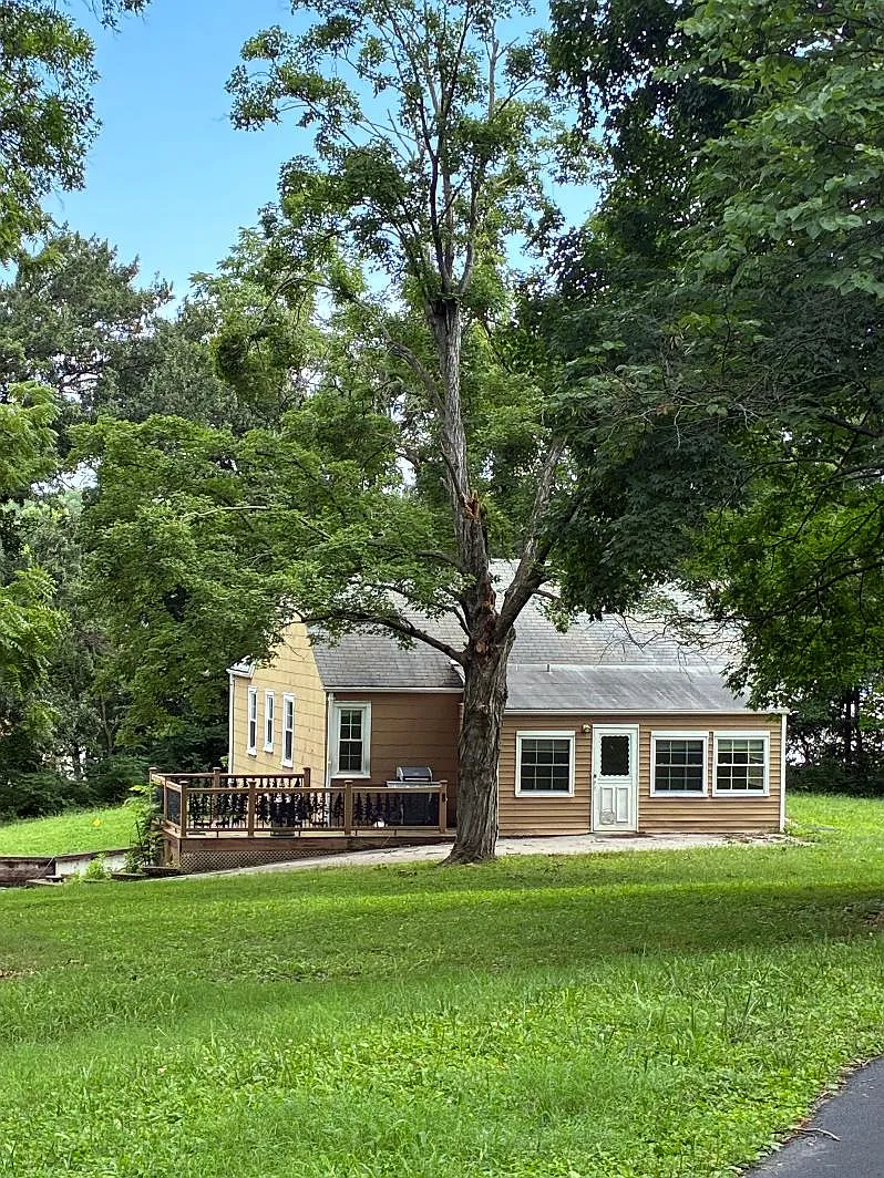 2 bed, 1000 sqft, $2,475 — Photo 1