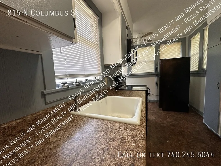 815 N Columbus St — Photo 14