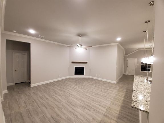 2nd image of 3009 Avenue L