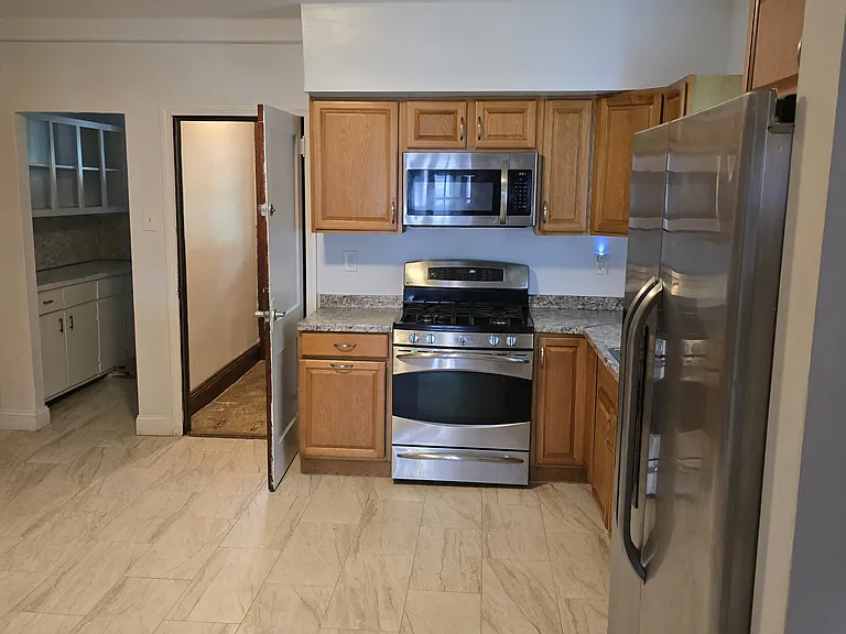 25 Curtin Ave #2 — Photo 6