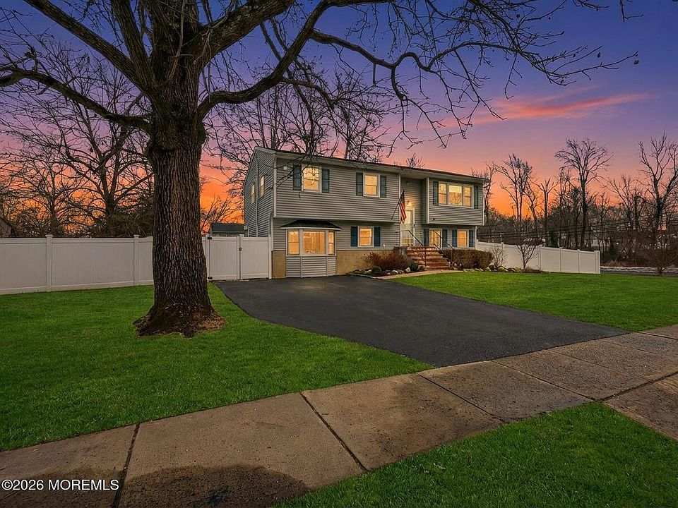 1st image of 1199 Manor Drive