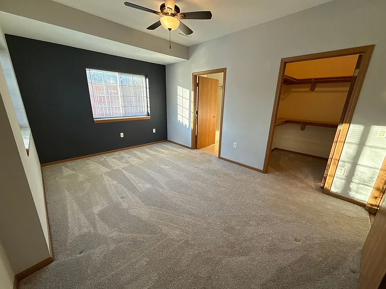 3330 Leopold Way #B — Photo 13