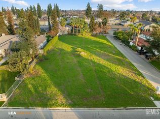 360 Garnsey Ave, Bakersfield, CA 93309