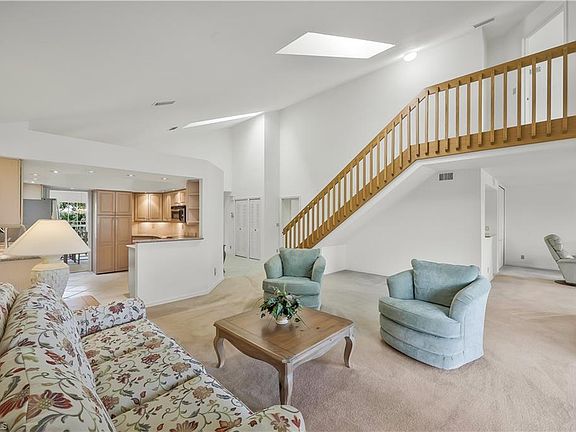 4th image of 26930 Wedgewood DR #502