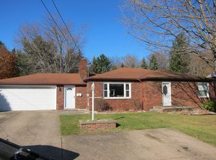 769 Poland Ave, Struthers, OH 44471