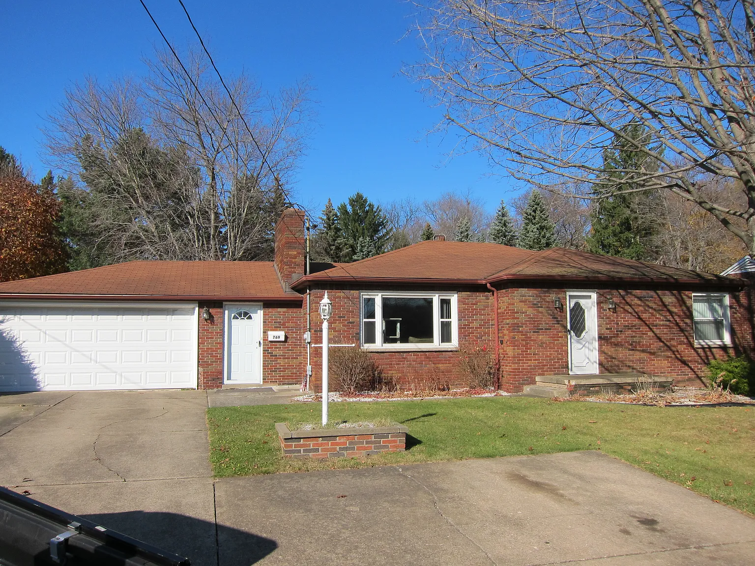 769 Poland Ave photo 1