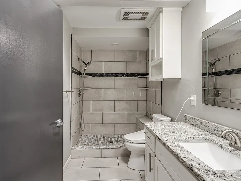 1809 Norwich Pl — Photo 4