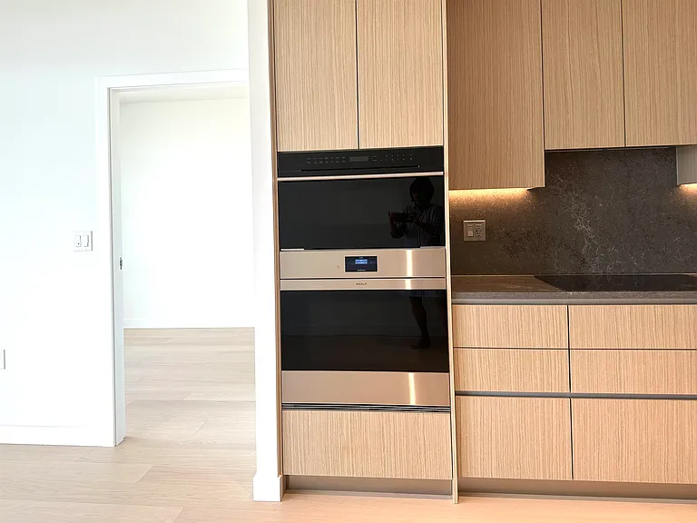 785 Harbour Ave #510 — Photo 11
