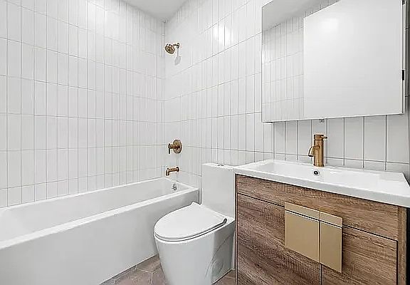 4th image of 235 Lexington Ave APT 1C