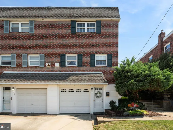 125 Meadow Ln, Philadelphia, PA 19154