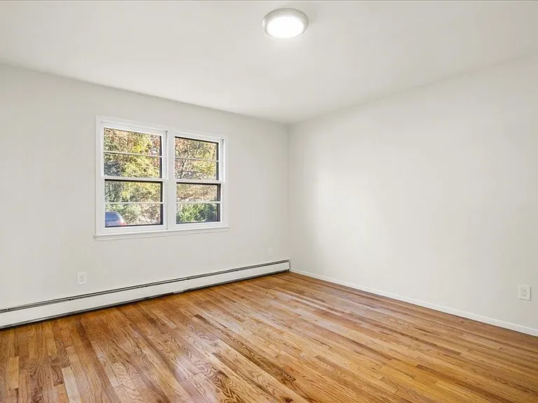 77 Alta Ave — Photo 11