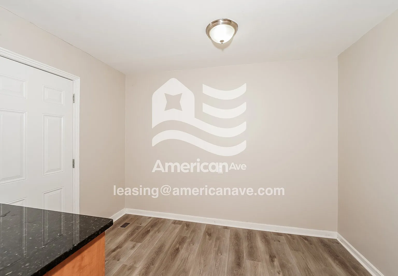 3 bed, 1.0 bath, 1325 sqft, $1,275 — Photo 4