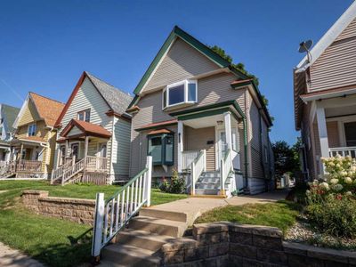 1314 E Pryor Ave, Milwaukee, WI, 53207