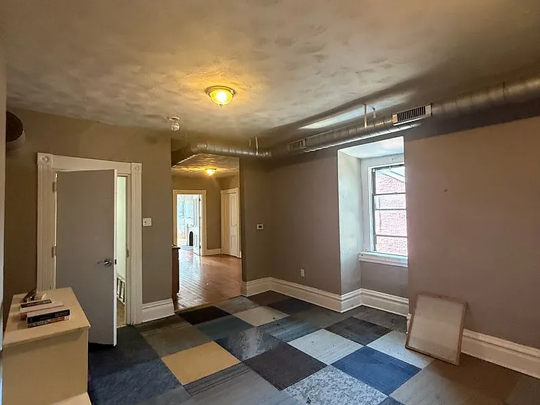 1608 Lowrie Street — Photo 10