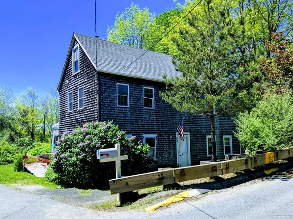 45 Wadsworth St, Thomaston, ME 04861