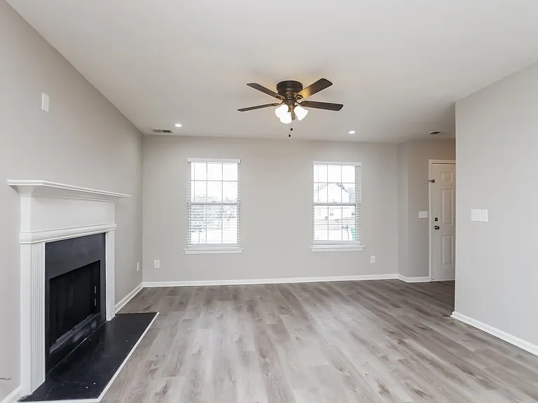 4040 Brookfield Way — Photo 4