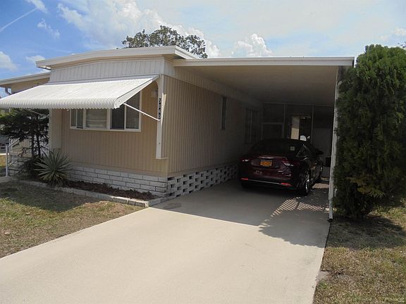 3rd image of 5840 Eastlake Dr