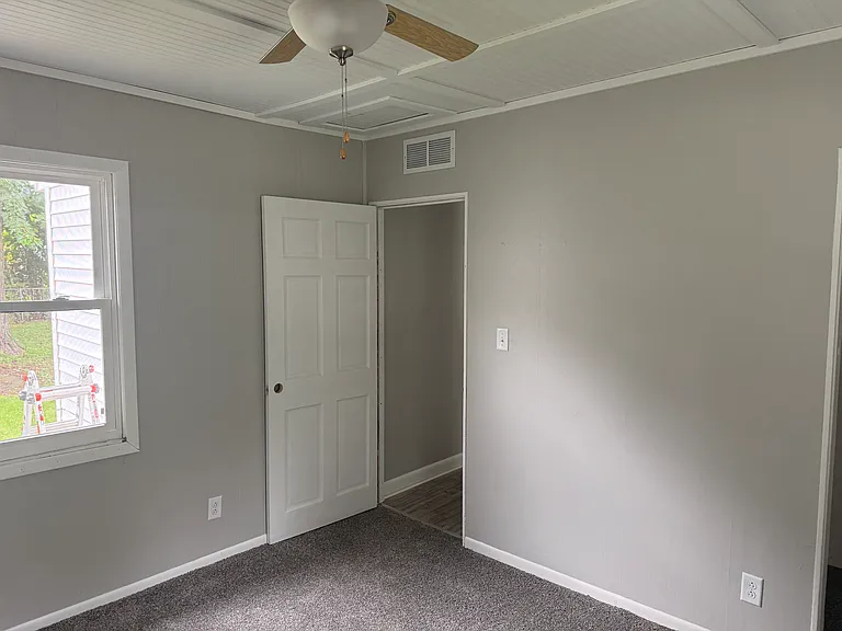 2300 Flint Hills Dr — Photo 4