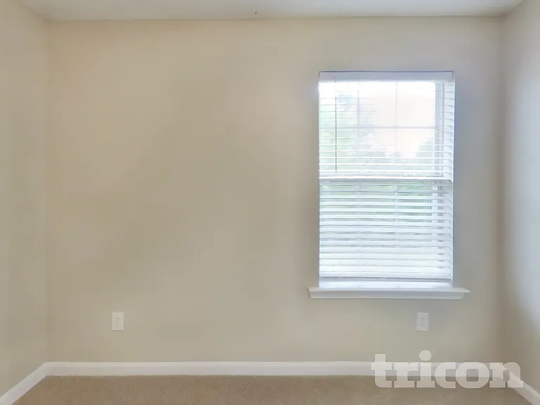 30 Kendall Ln — Photo 18