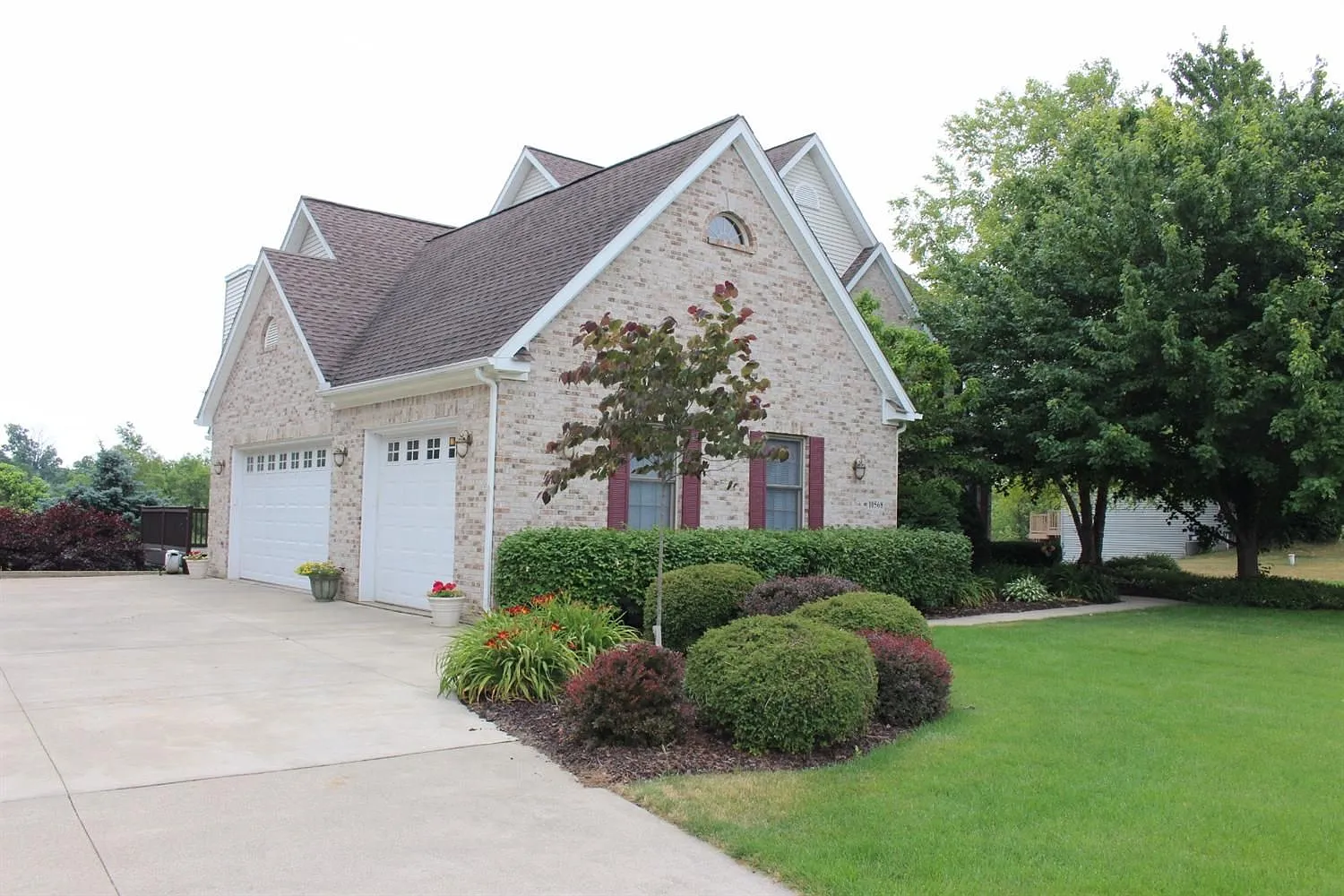 10568 Keane Dr photo 1