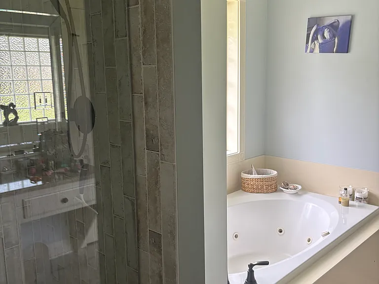 6605 Tennyson Oaks Ln — Photo 11