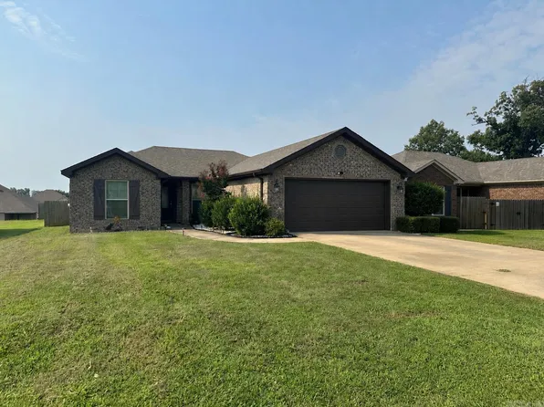 397 Wildwood Point, Jonesboro, AR 72405