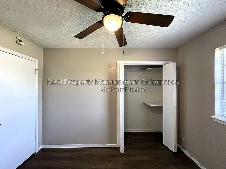 609 S Meadow Ln — Photo 13